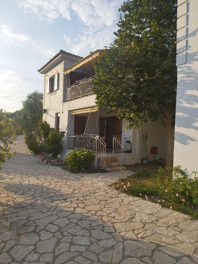 Σπιτι Σε Συγκροτημα Με Πισινα Mary'S House Gialova Exterior photo